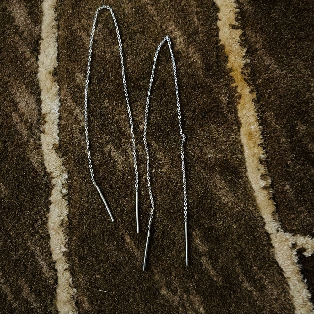 $1!!!** Pull through earrings